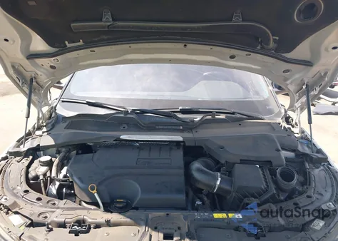 2020 Land Rover Range Rover Evoque R-Dynamic Se z USA, uszkodzony, nr VIN SALZL2GX2LH031326